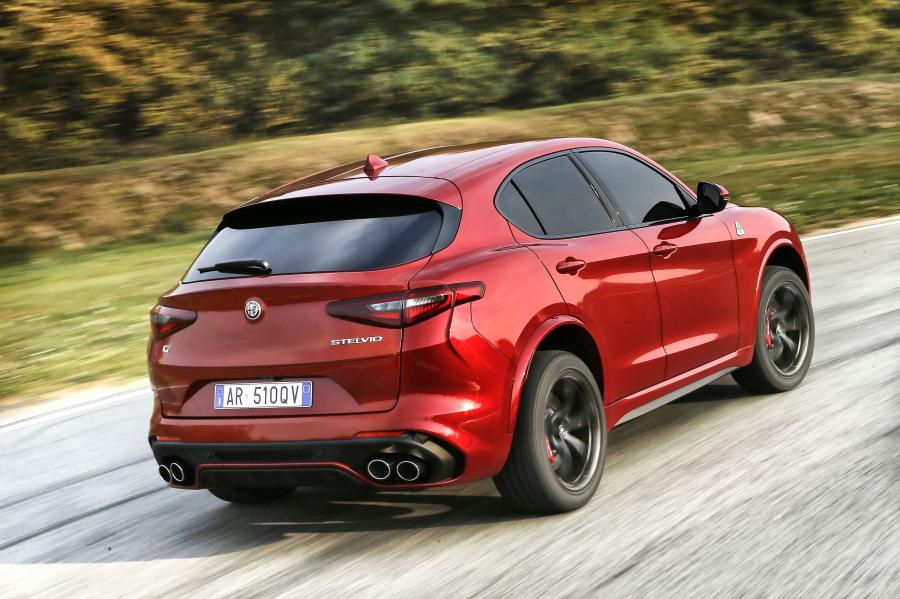  Alfa Romeo Stelvio Quadrifoglio (949) 2017 года  (WW) (фото 2 из 51)